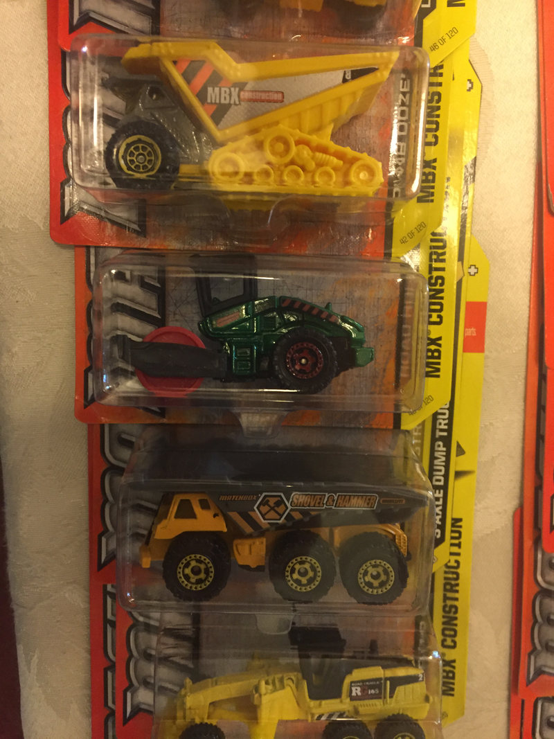 Illustration for article titled Colossal Die-Cast Collection - Box 67 - Whattaya Know, Hot Wheels!